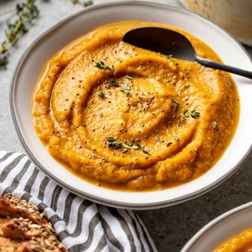 https://www.nourish-and-fete.com/wp-content/uploads/2018/11/butternut-squash-soup-1360px-9-500x500.jpg