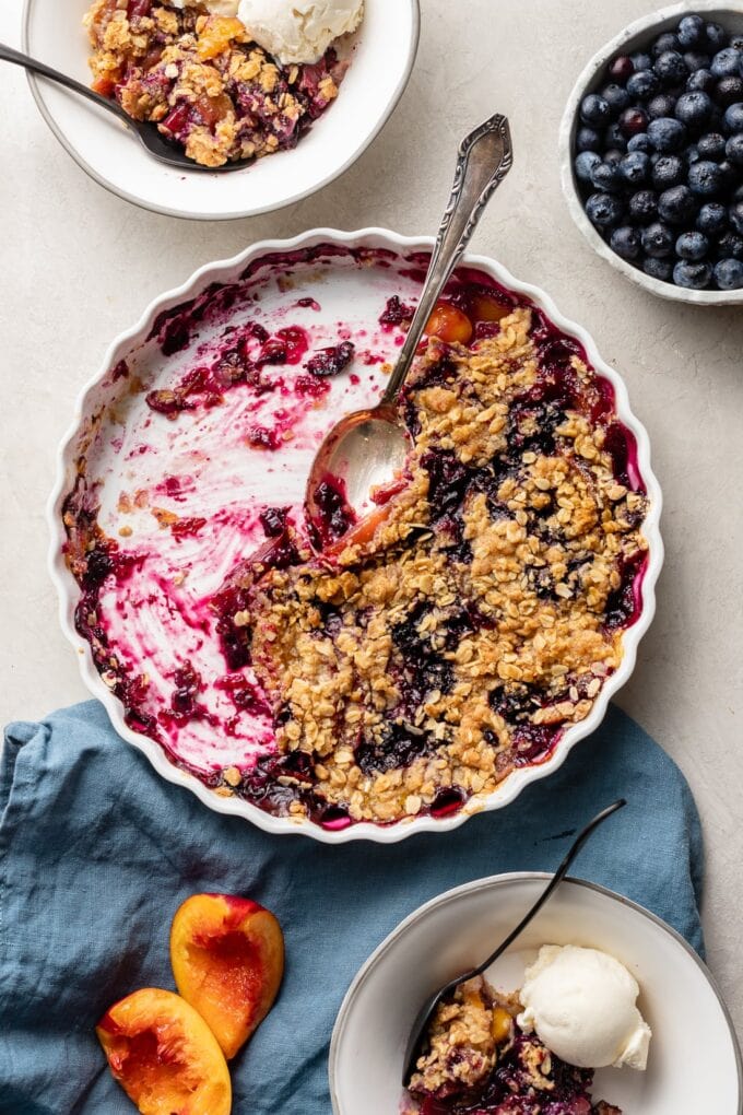 Old-Fashioned Blueberry Nectarine Crisp - Nourish and Fete