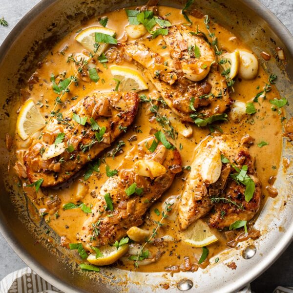 Creamy Garlic Chicken with Thyme - Nourish and Fete