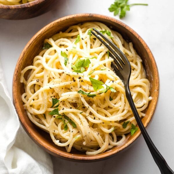 Garlic Butter Pasta (15 Minutes!) - Nourish and Fete