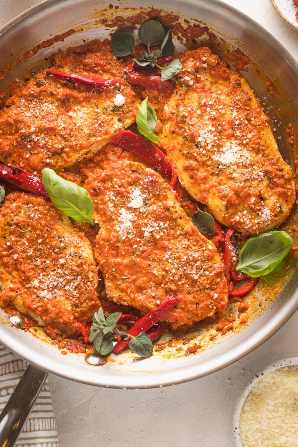 Roasted Red Pepper Chicken - Nourish And Fete