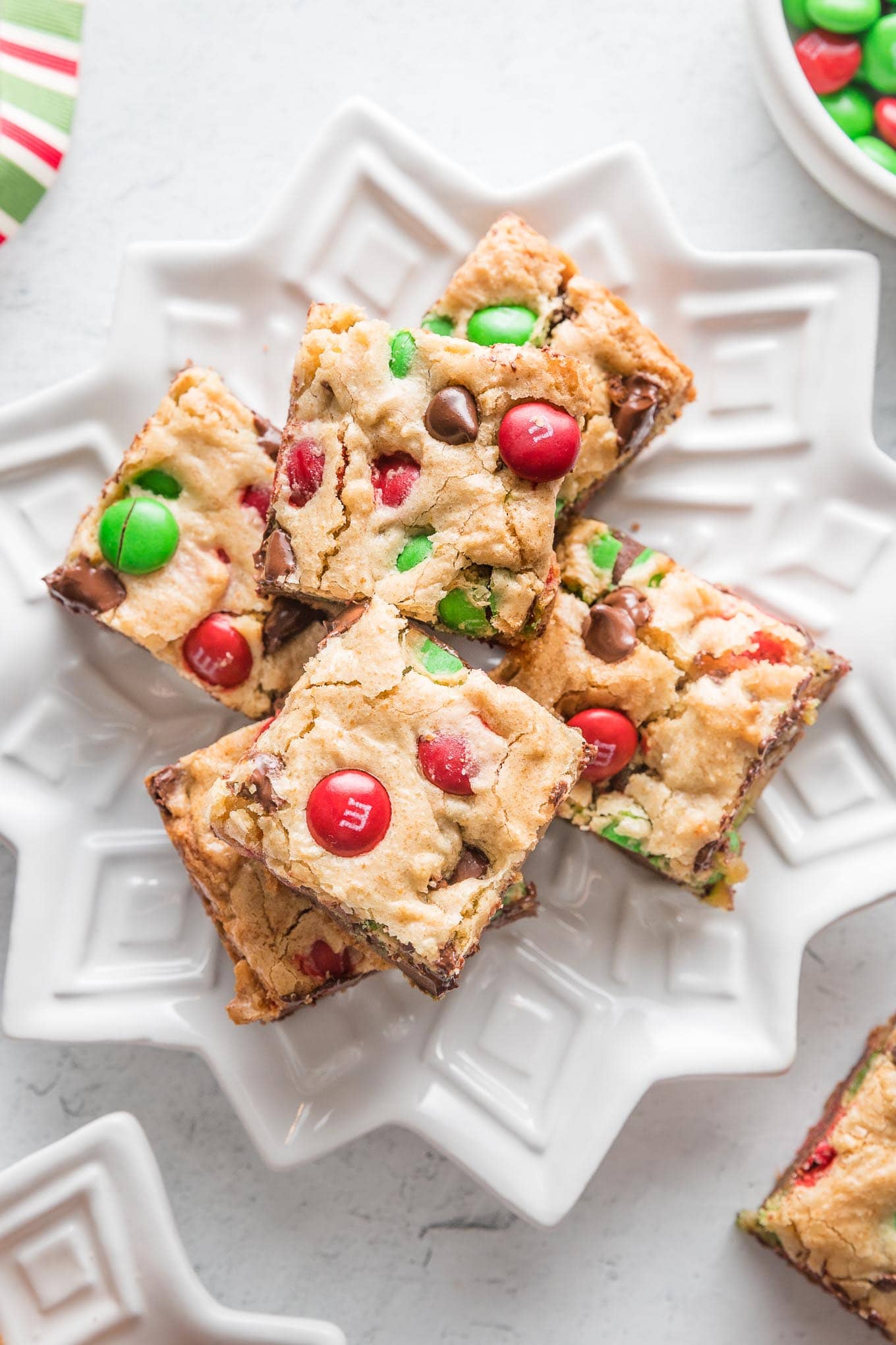 Christmas Blondies (Mix by Hand, 1 Bowl) - Nourish and Fete